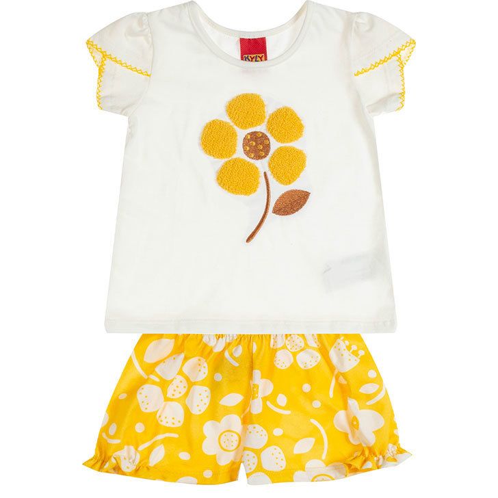 Conjunto Blusinha e Shorts