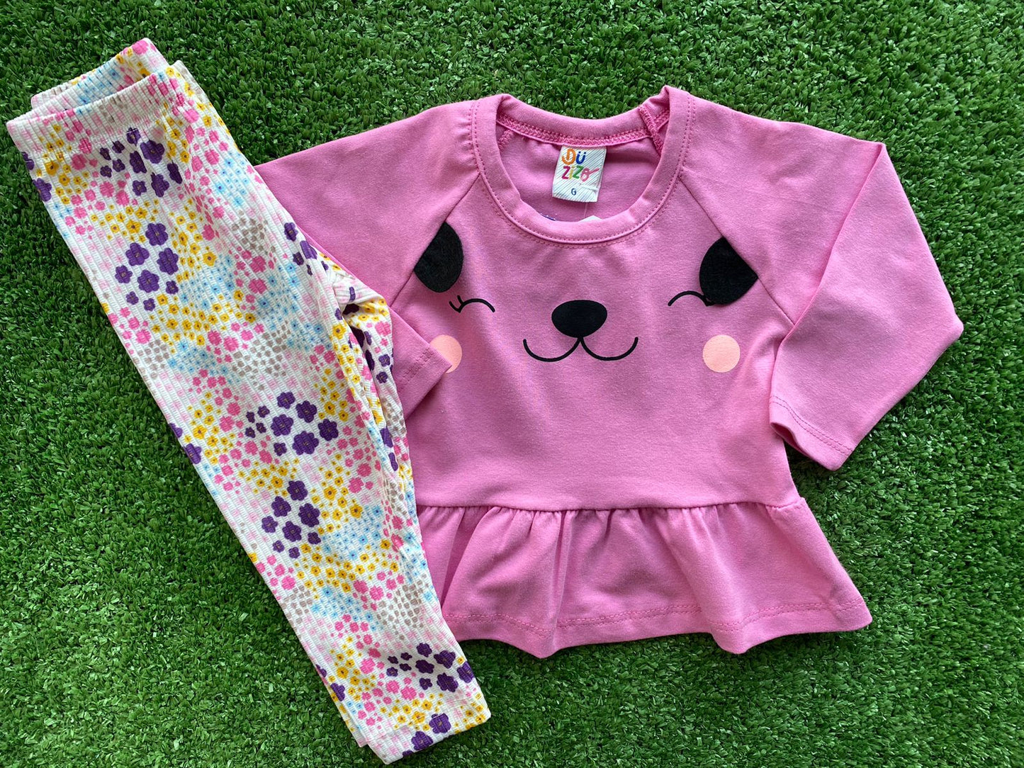 Conjunto Blusa Manga Longa Malha e Legging Estampada