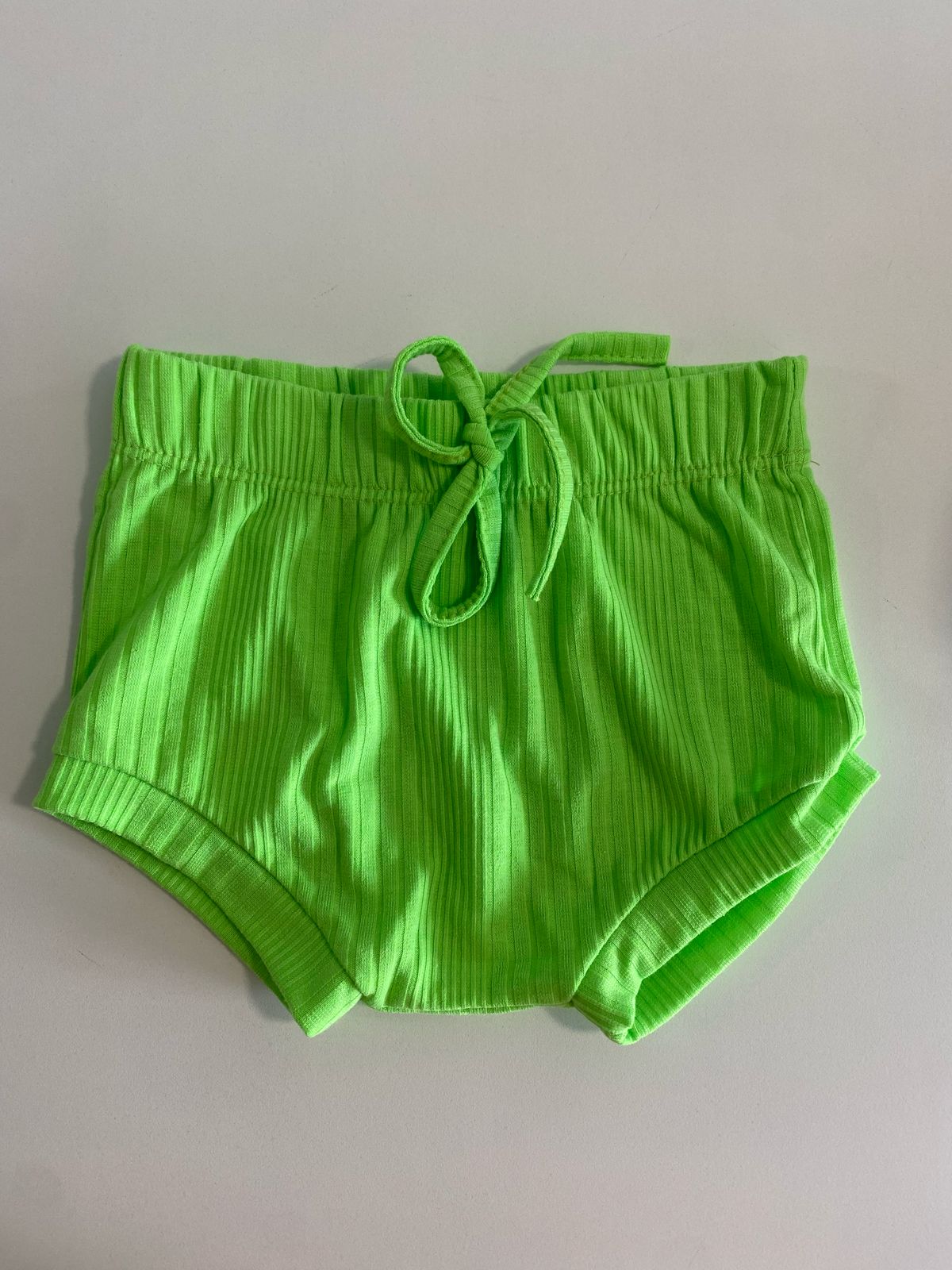 Shorts Tapa Fralda Verde Neon