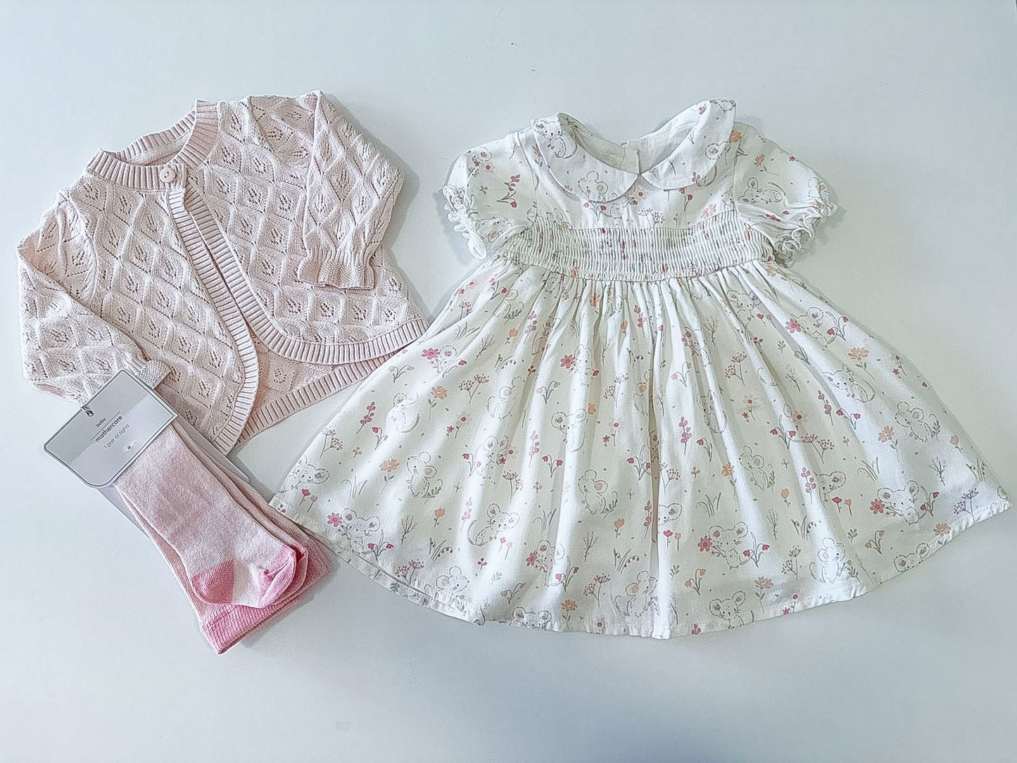 Vestido com Casaquinho e Meia Calça