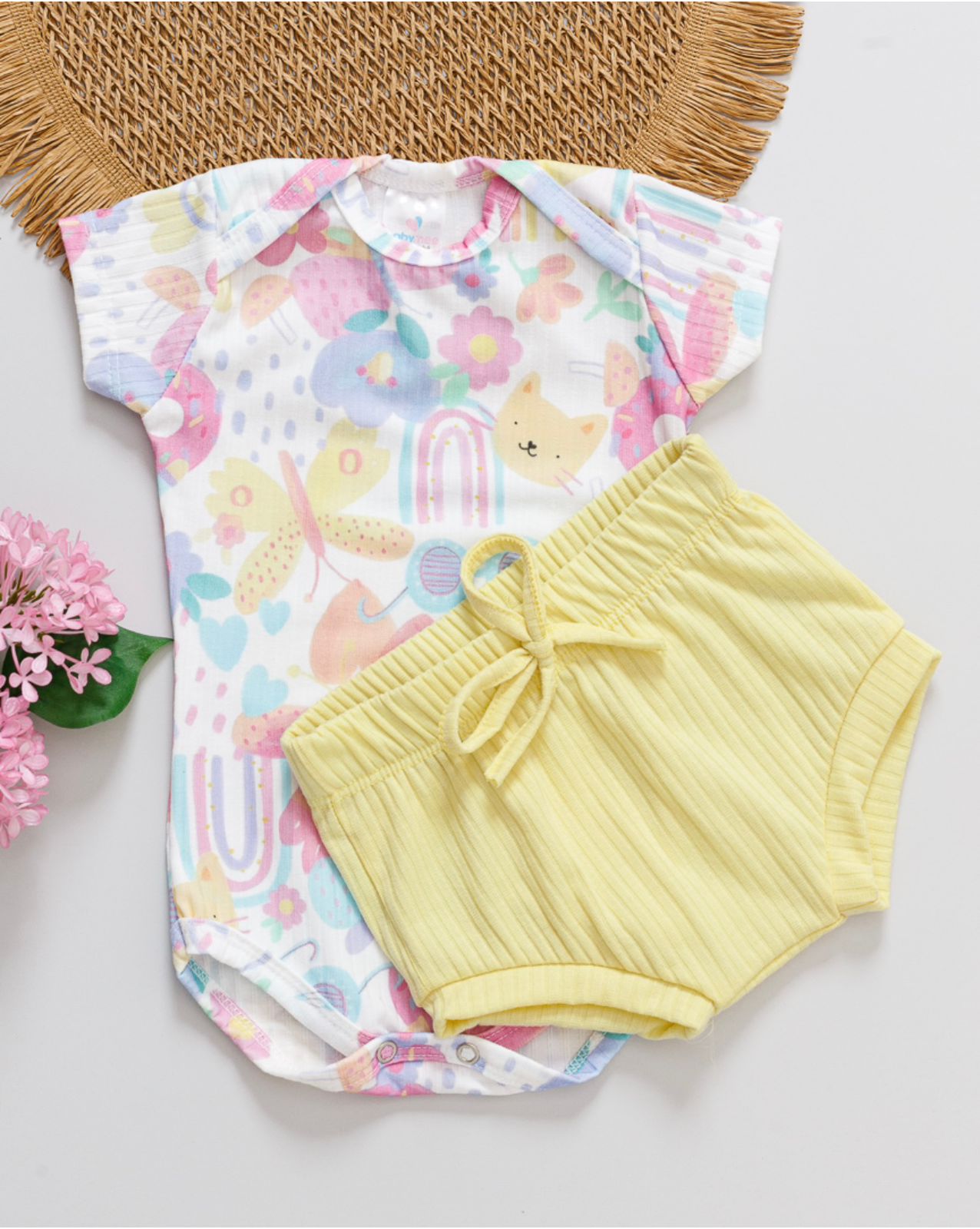 Conjunto Body e Shorts Floral