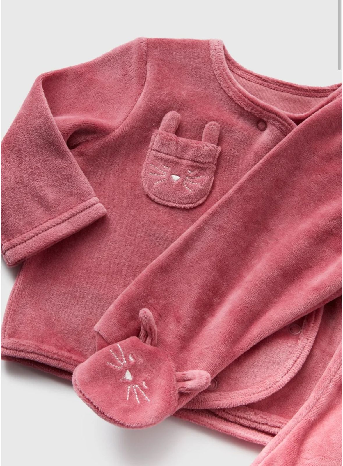 Conjunto de Blusa e Calça de Plush