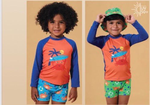 Conjunto Camiseta e Sunga e Chapéu