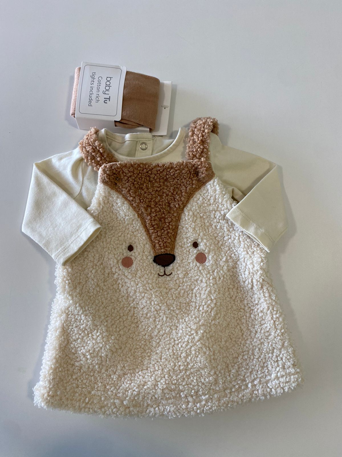 Vestido Manga Longa com Body e meia