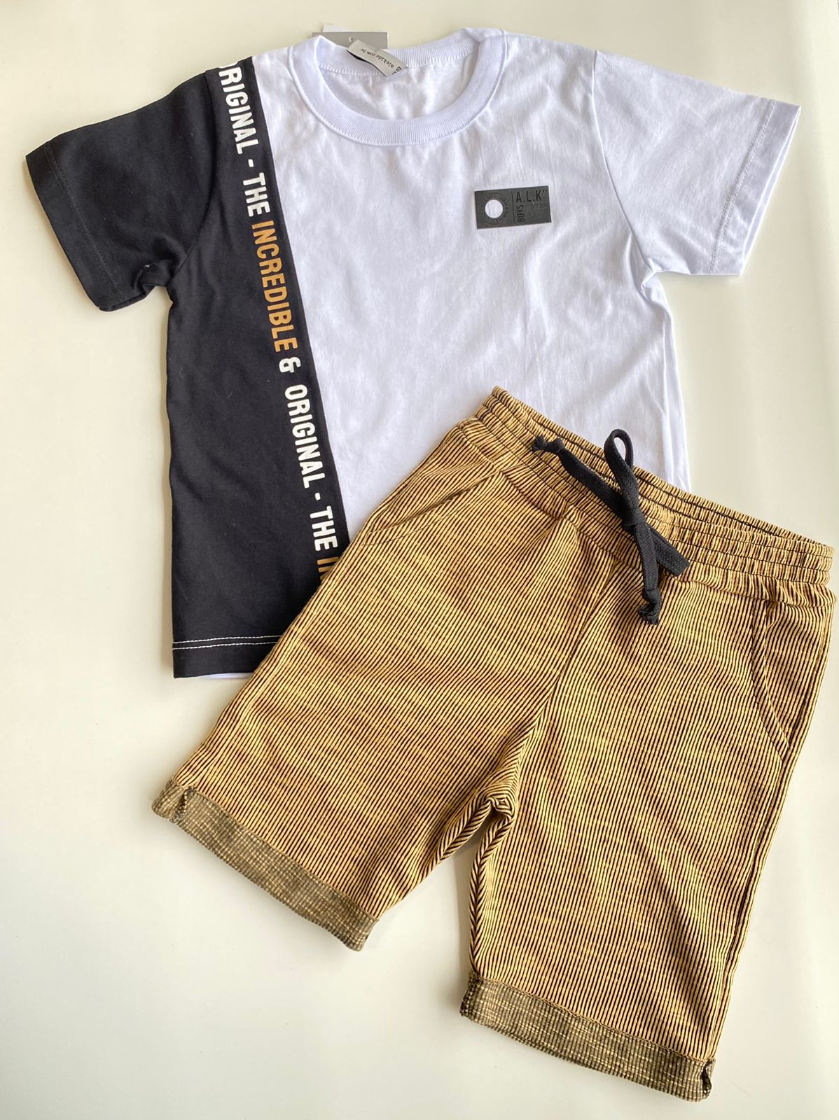 Y Conjunto Incredible e Bermuda