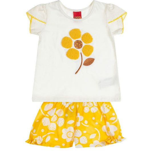 Conjunto Blusinha e Shorts