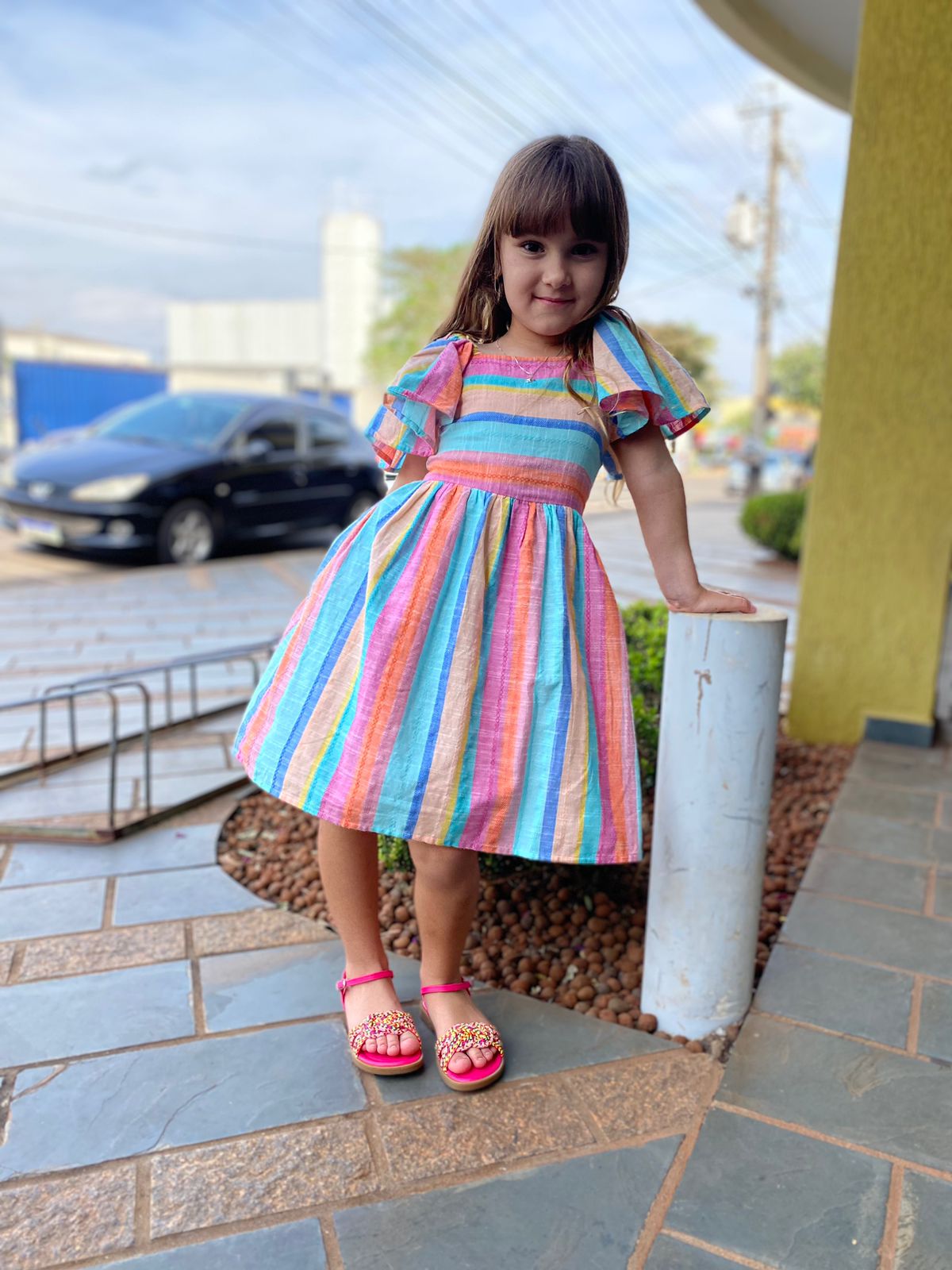 Vestido de Linho Listrado com Manguinha