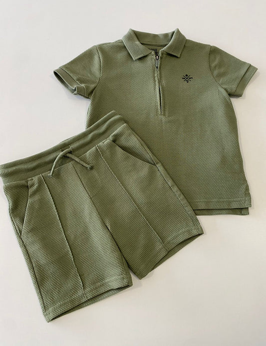 Conjunto Camiseta Polo e Shorts