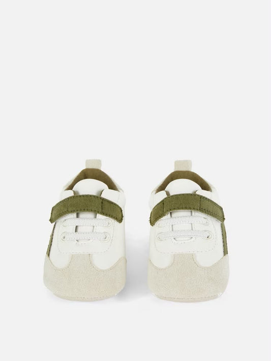 Tenis