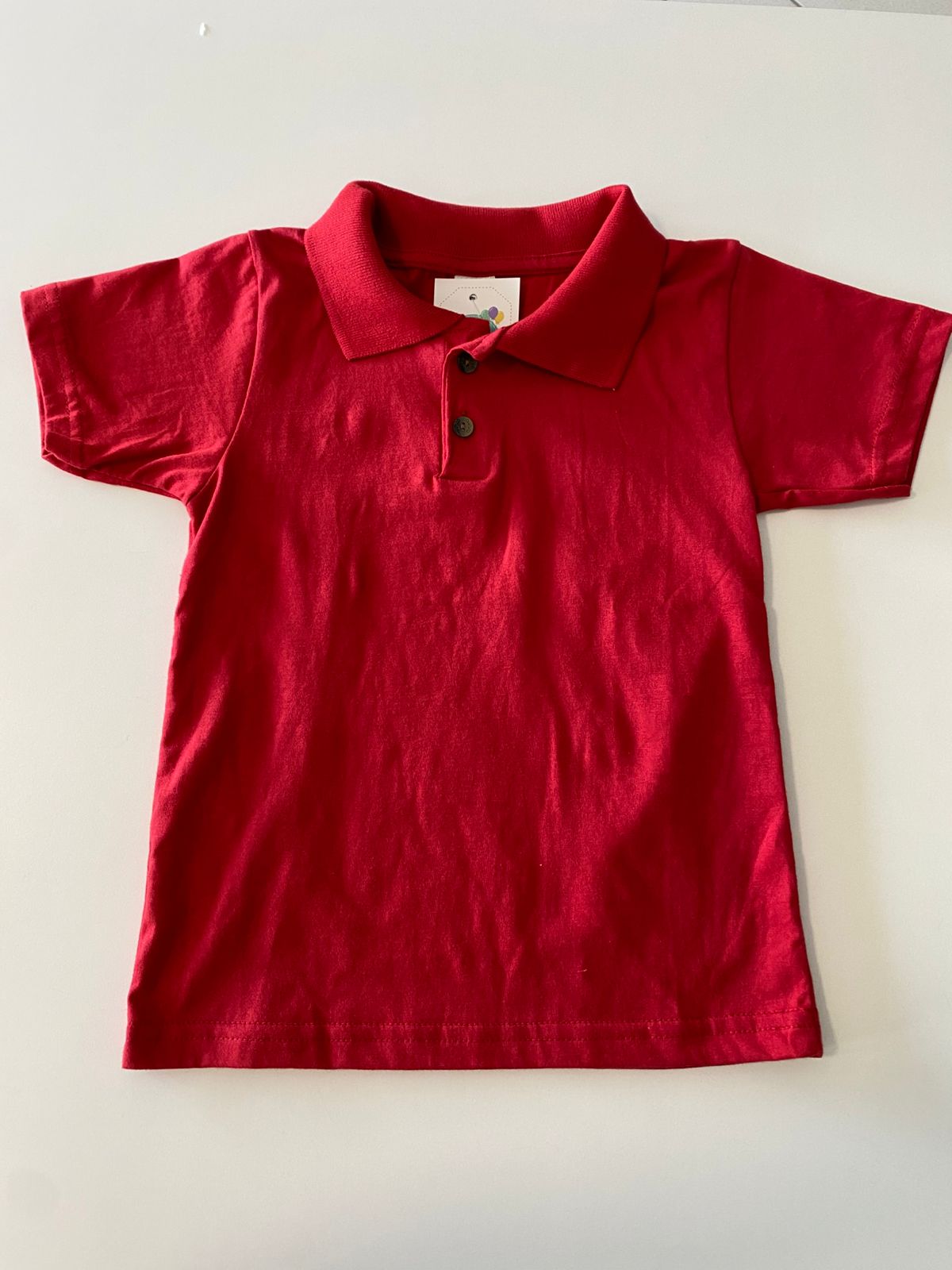 Camiseta Polo Vermelha e Branco