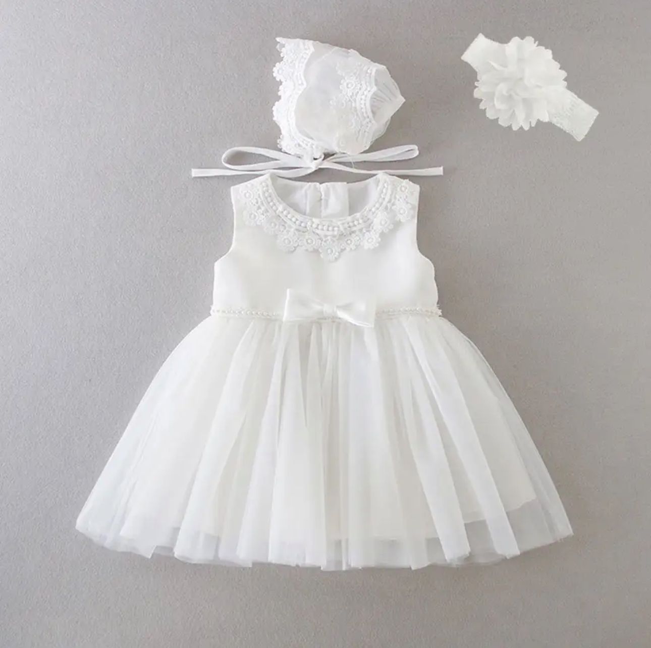 Vestido Branco Batizado com Touca
