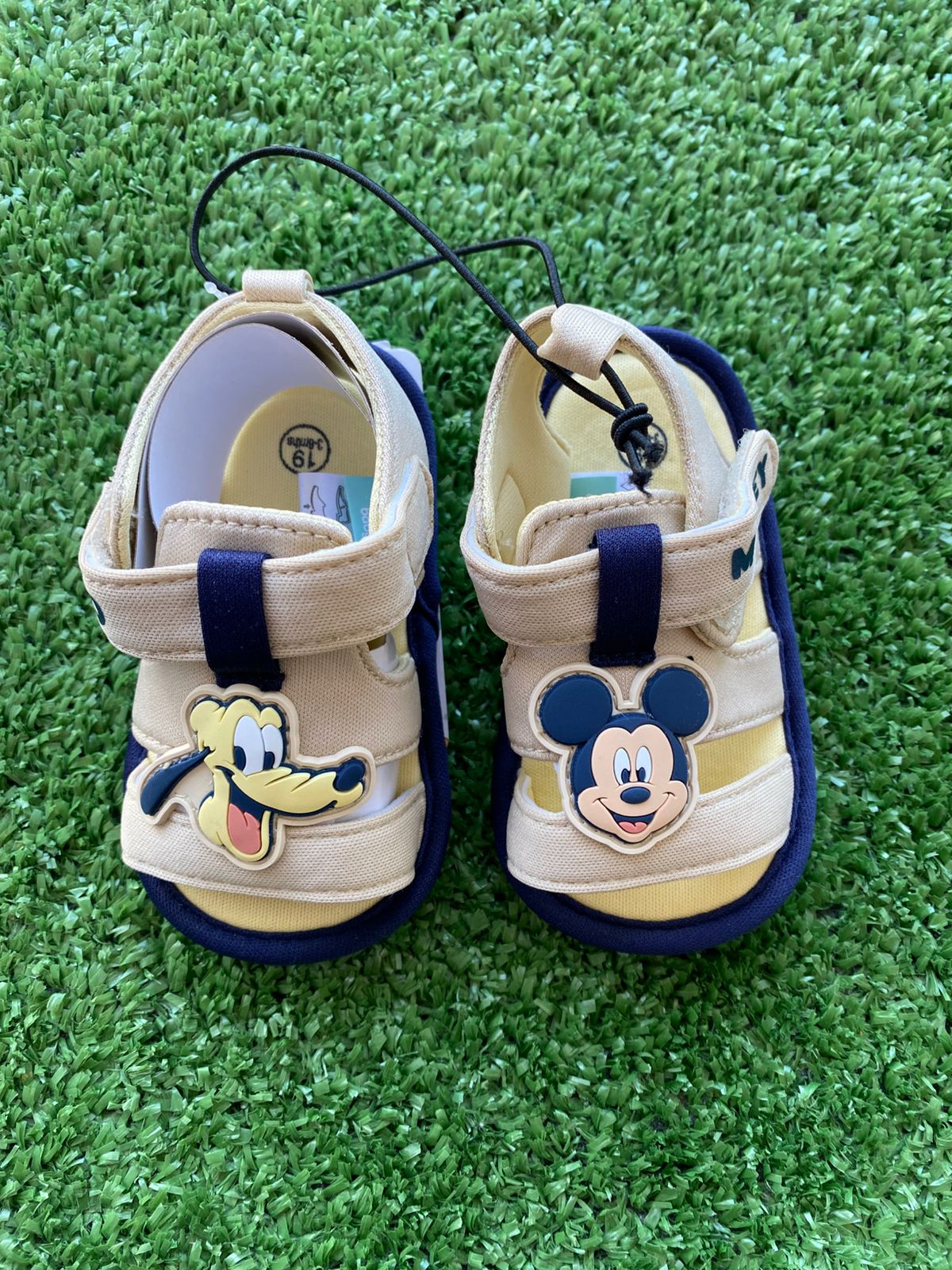 Sandalia Minnie e Mickey