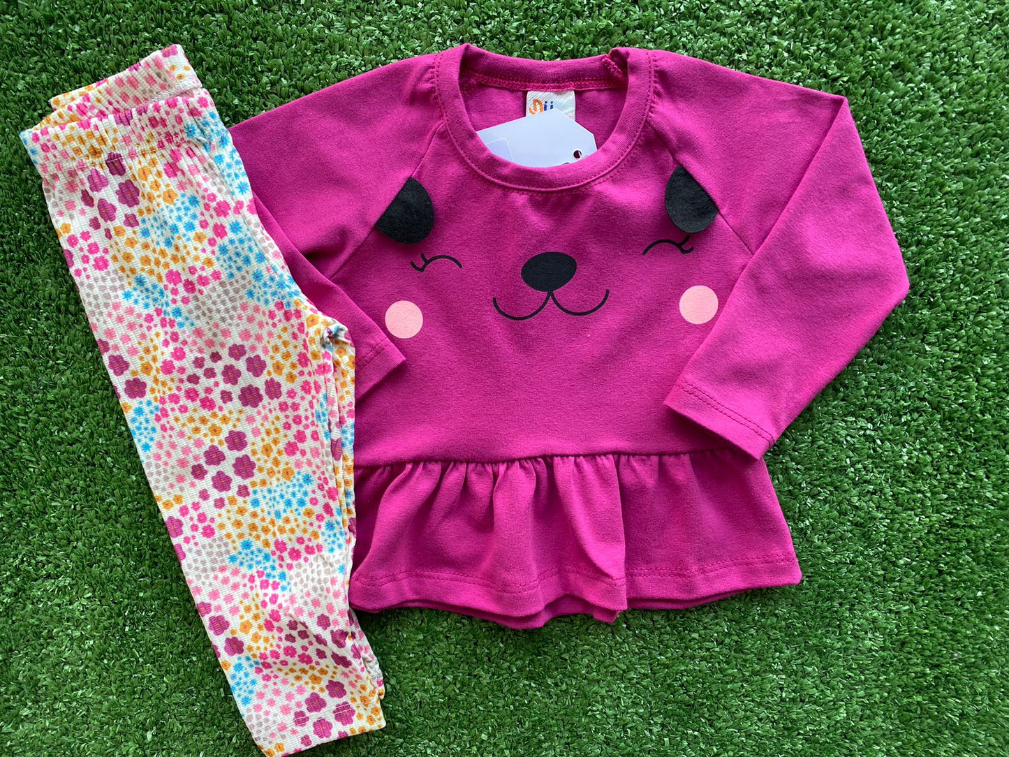 Conjunto Blusa Manga Longa Malha e Legging Estampada