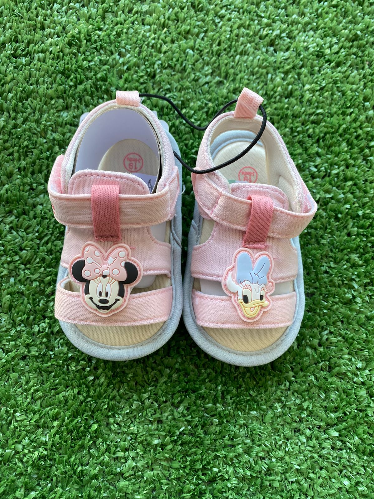 Sandalia Minnie e Mickey
