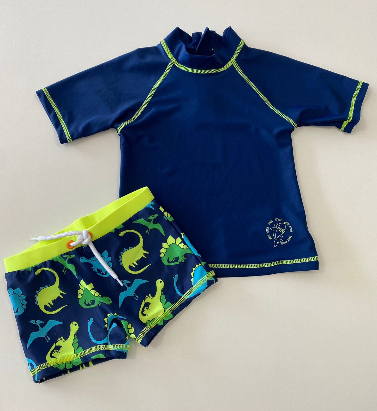 Conjunto Camiseta Manga Longa e Sunga