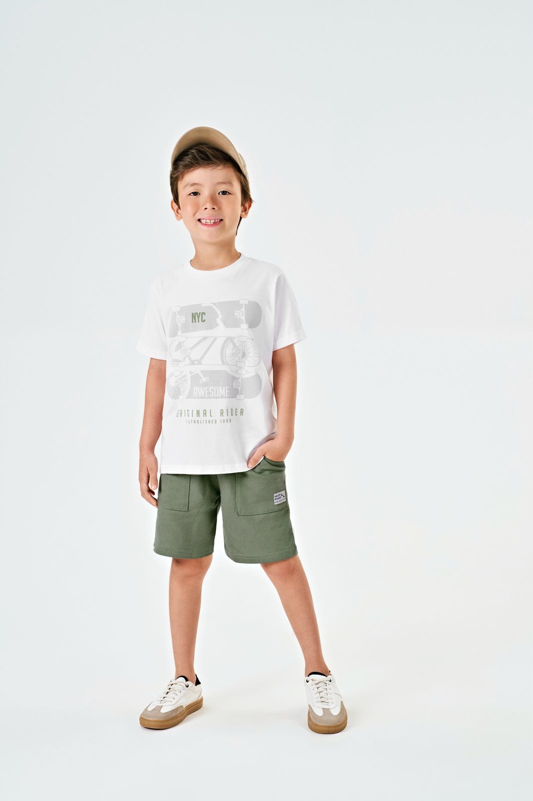 Conjunto Camiseta e Shorts