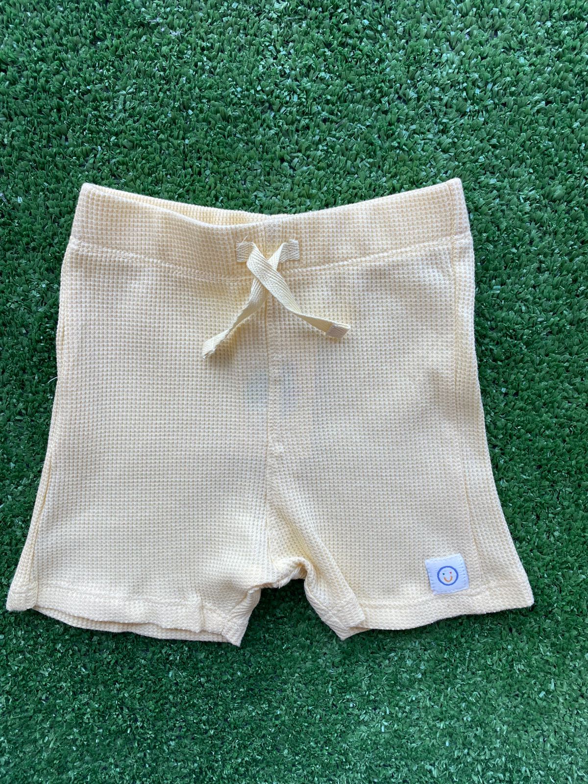 Shorts Canelado