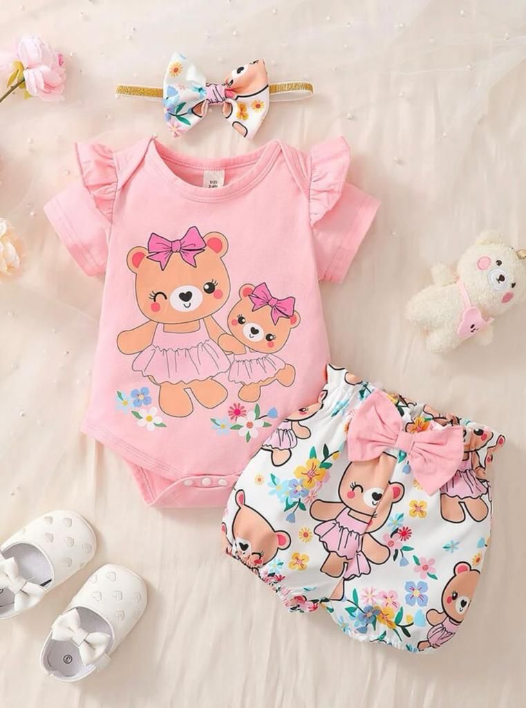 Conjunto Body Rosa de Ursinha e Shorts Estampado e Tiara