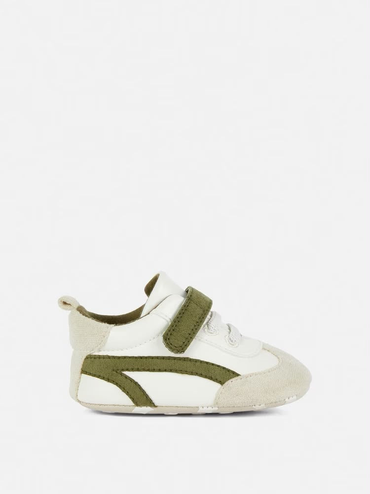 Tenis