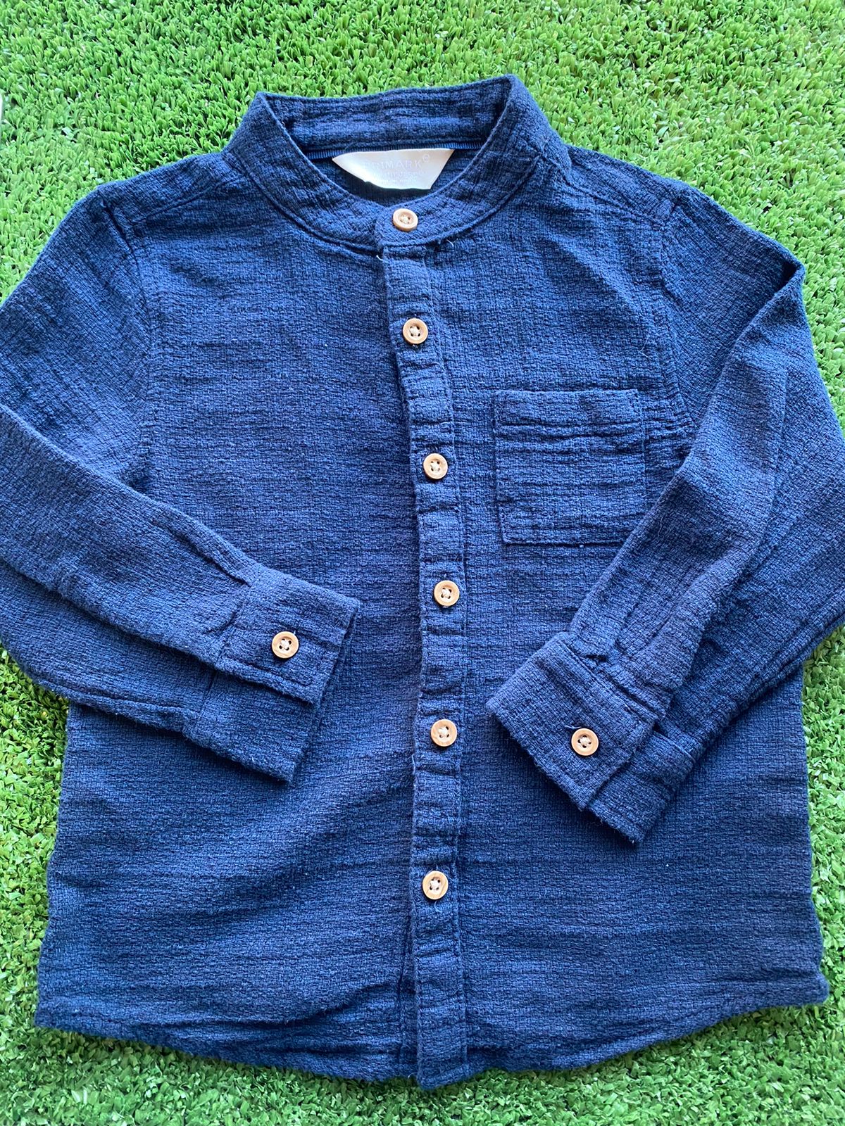 Camisa Branca E Azul Marinho com Bolso