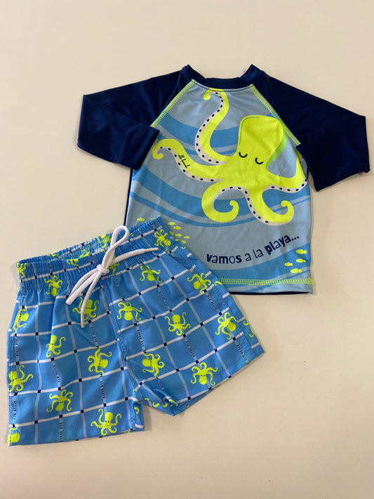 Conjunto Camiseta Manga Longa e Shorts piscina