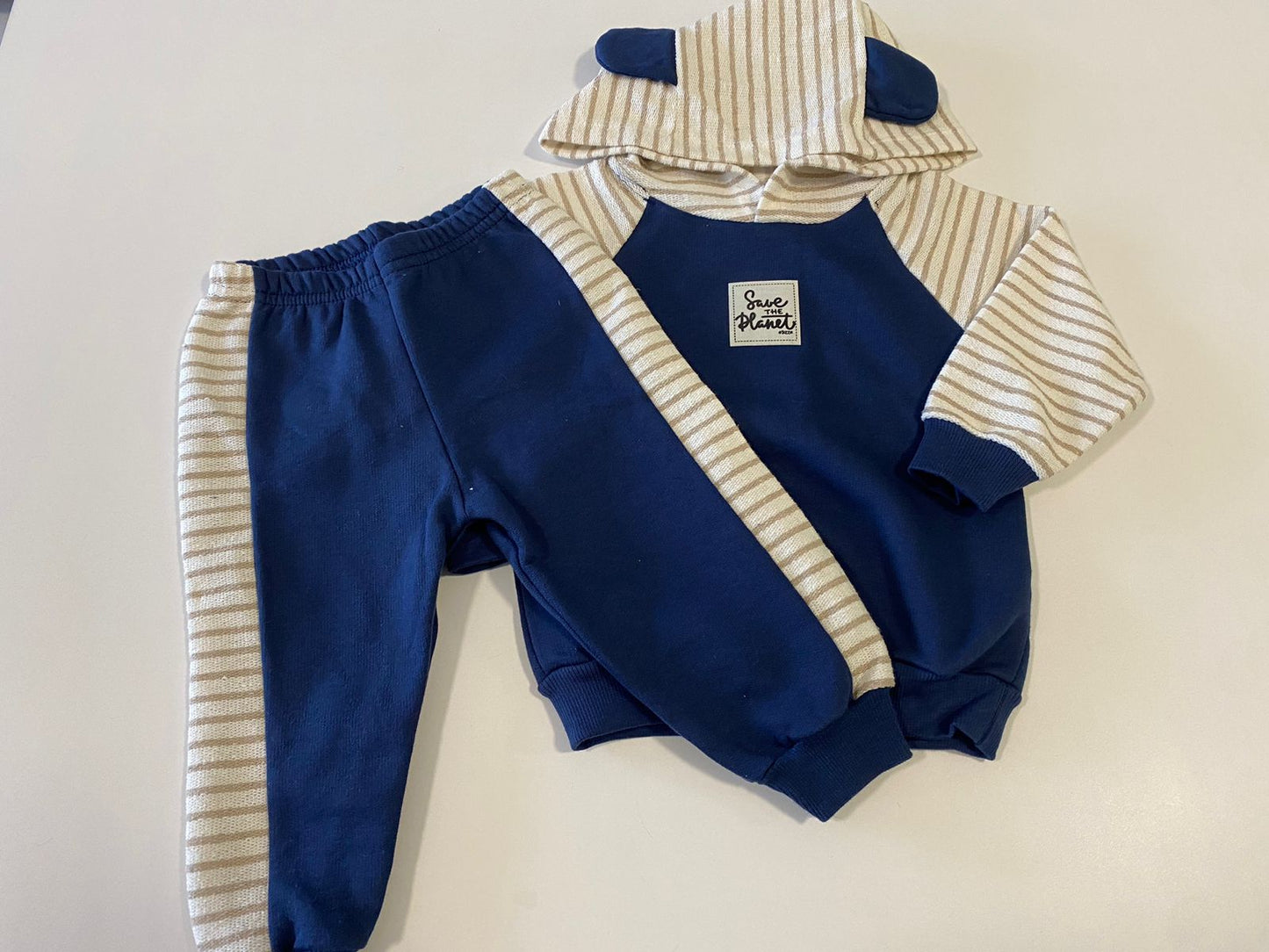 Conjunto Moletom Azul Marinho com Listrado nas Manga