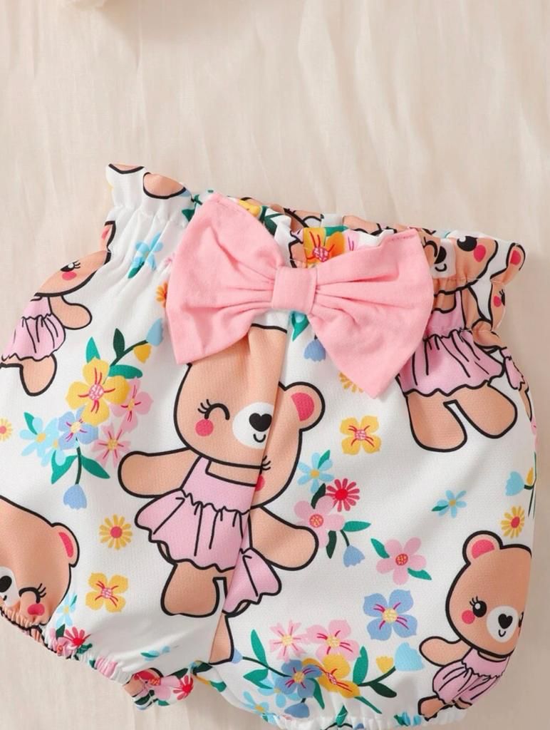 Conjunto Body Rosa de Ursinha e Shorts Estampado e Tiara