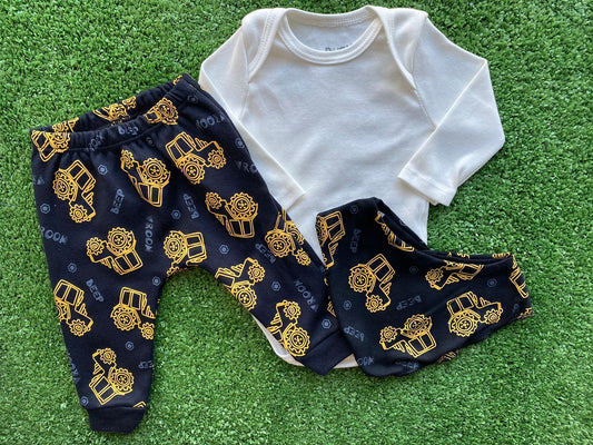 Conjunto Body Manga Longa com Calça e Babador