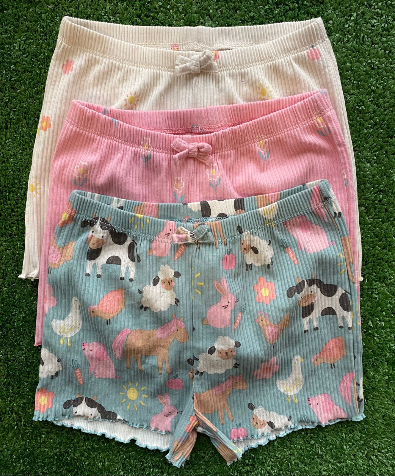 Shorts Canelado