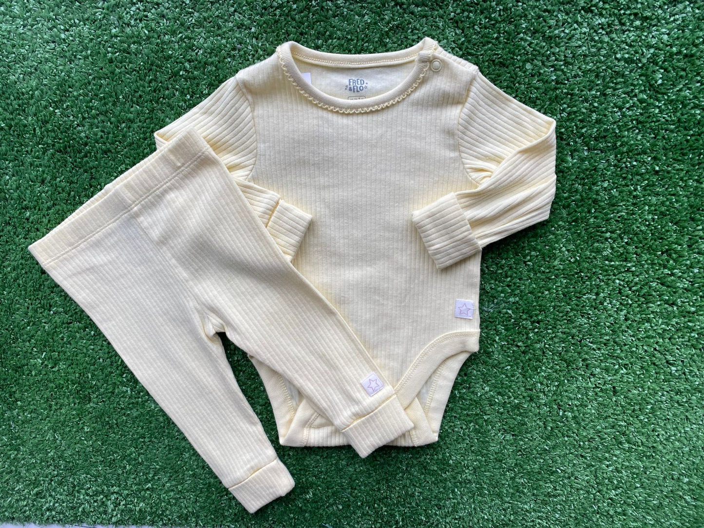 Conjunto de Body Manga Longa com Calça Canelado