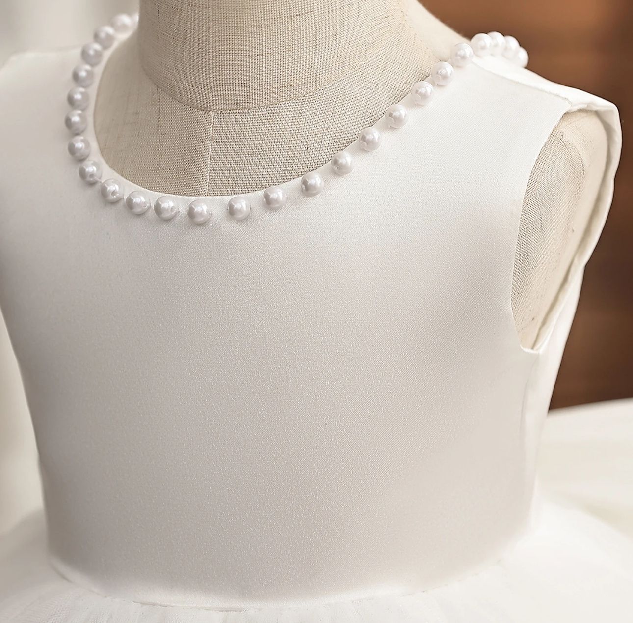 Vestido Branco Batizado com Perolas