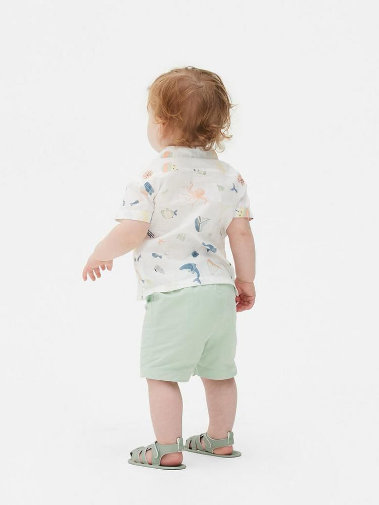 Conjunto Camisa Fundo do Mar e Bermuda Social Verde