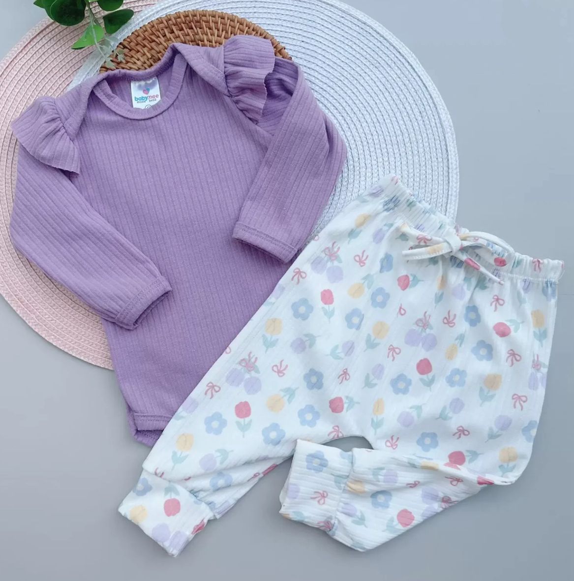 Conjunto Canelado Body com Calça