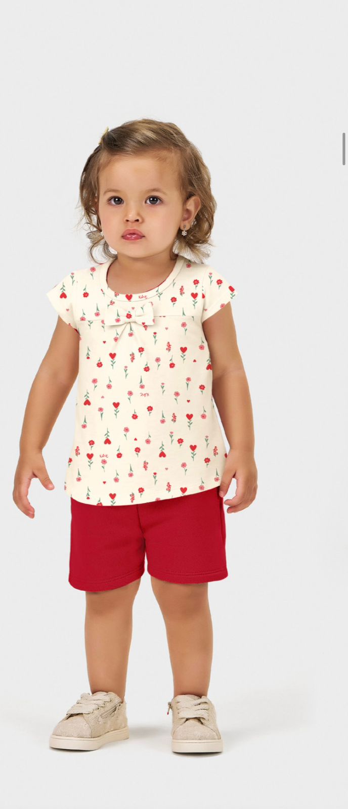 Conjunto de Blusinha e Shorts