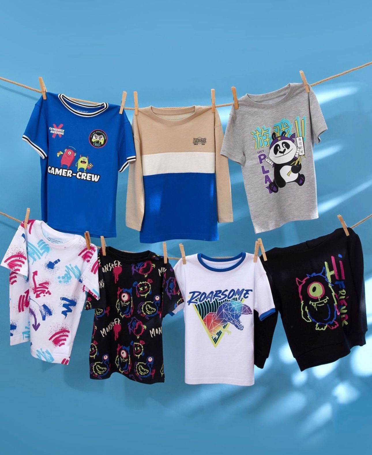 Camiseta Verde e Cinza e Preta Estampada