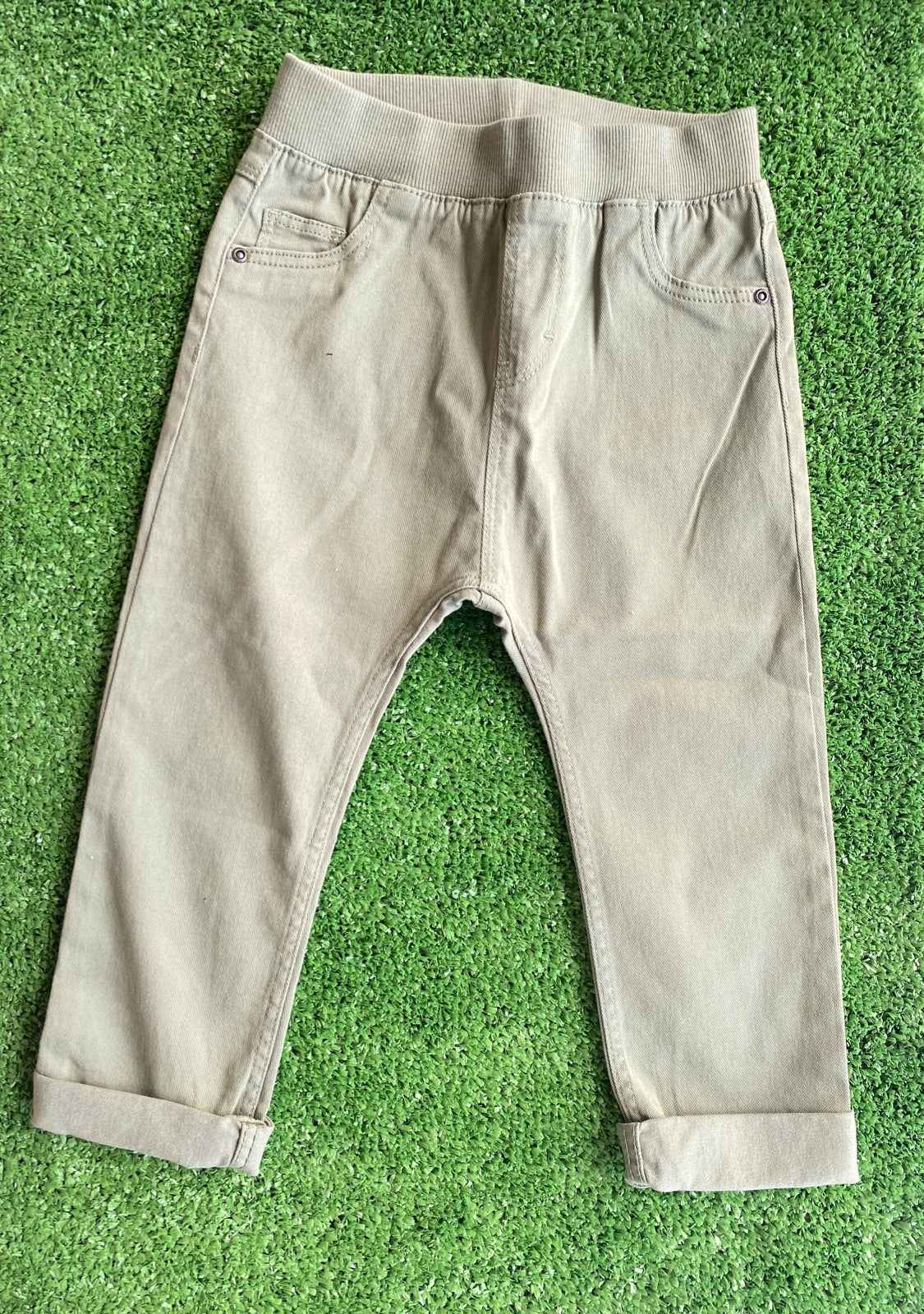 y Calça Sarja