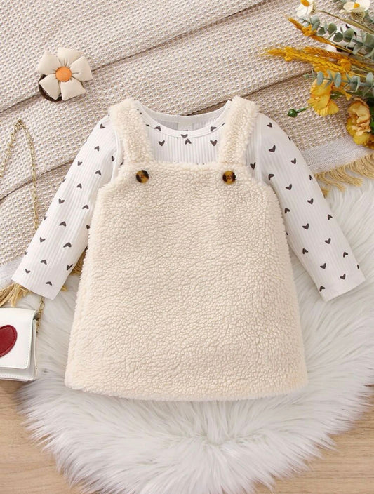 y Salopete Fofinha com Blusinha de Coração