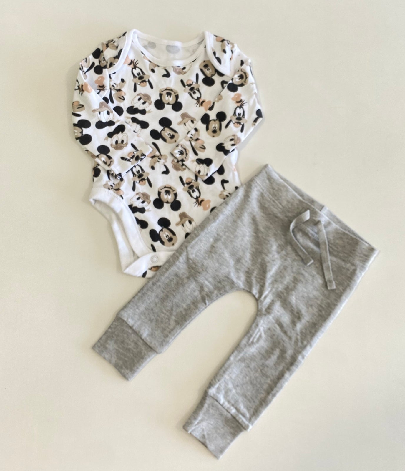 y Conjunto do Mickey