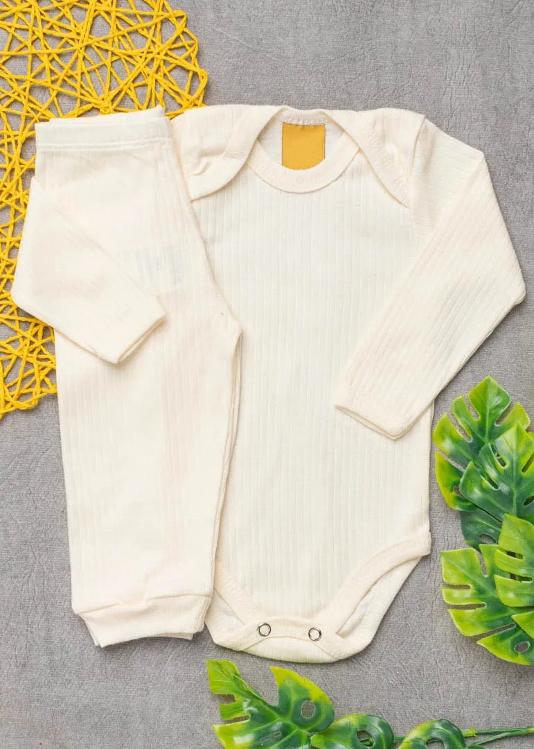 y Conjunto Body e Calça Canelado