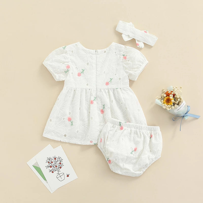 y Vestido Branco com Bordado