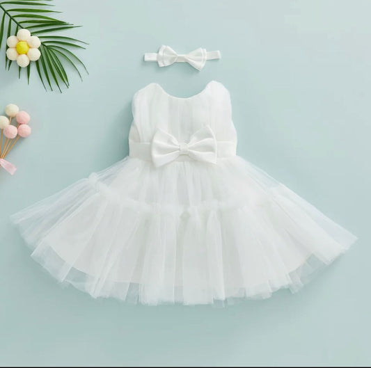 y Vestido de Batizado com Tiara