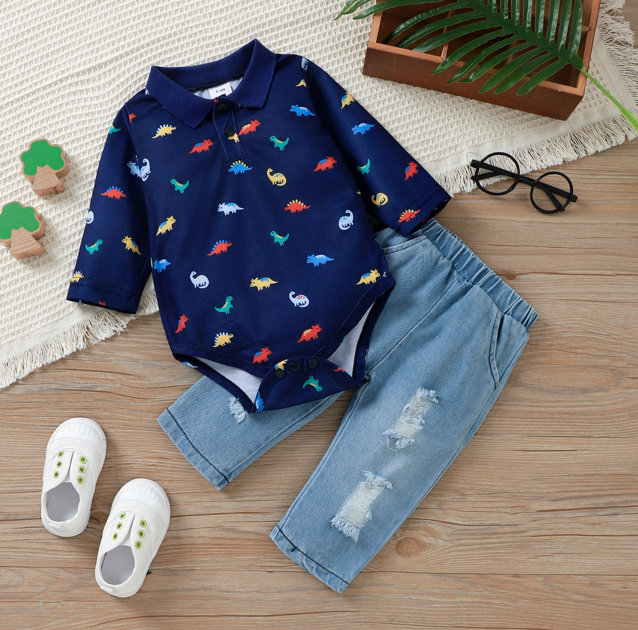 y Conjunto Dino com Calça Jeans